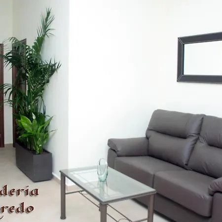 Hospederia Laredo *
